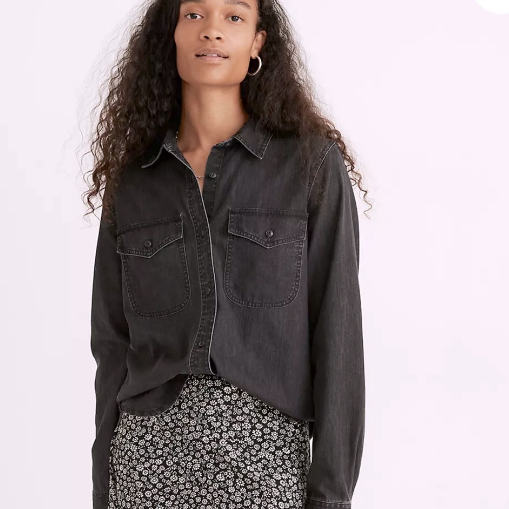 Madewell denim shirt . Size medium